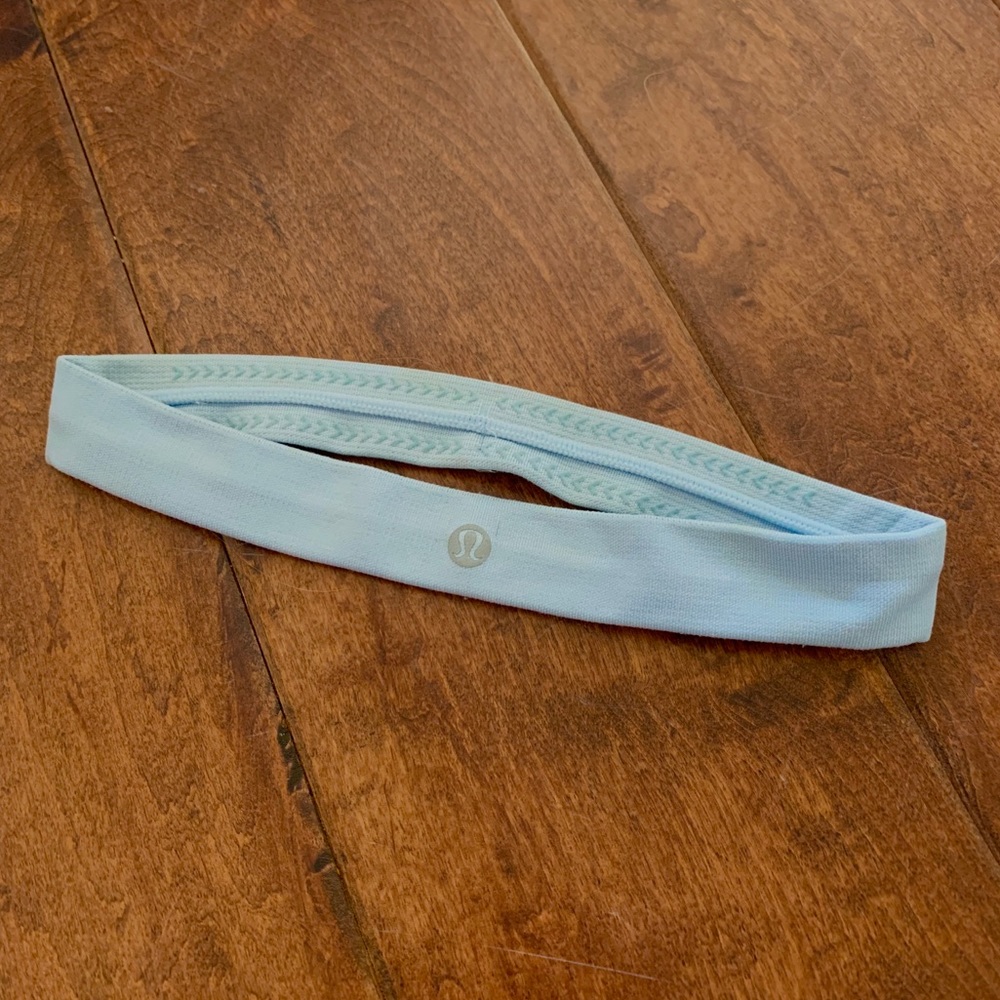 Lululemon Cardio cross Trainer Headband